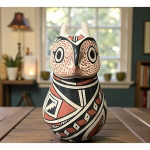 Mata Ortiz Pottery Owl Animal Effigy Lourdes Villalba‎ Paquime Folk Art Mexico